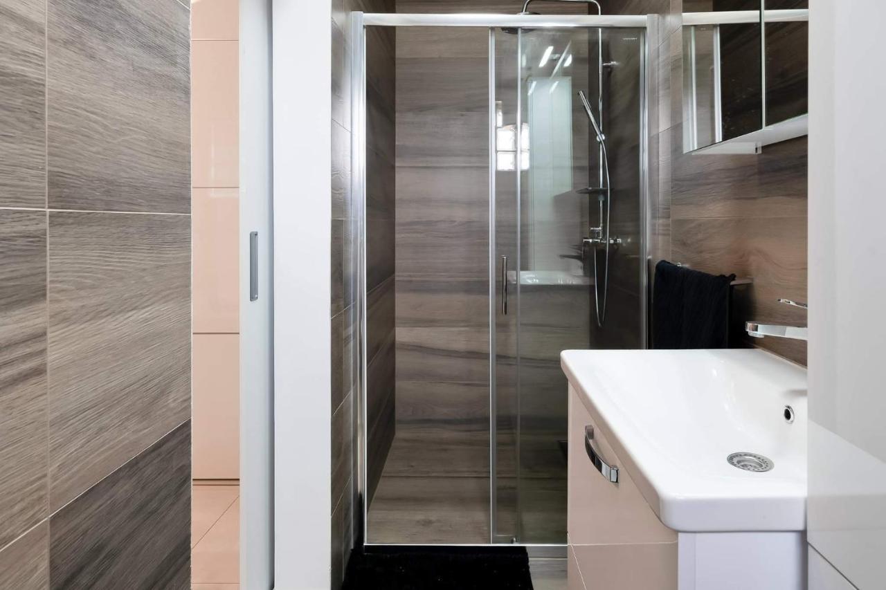 Apartment White Pearl Ražanac Екстериор снимка