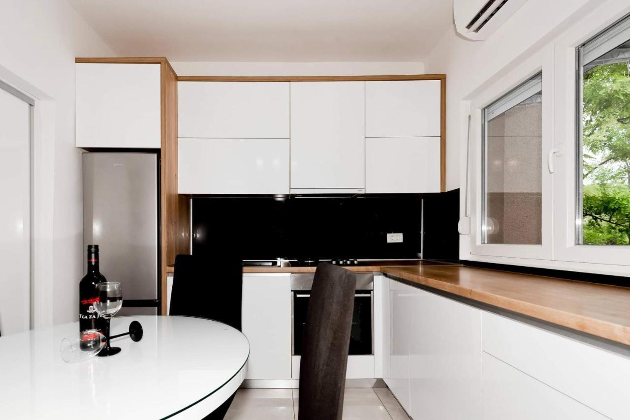 Apartment White Pearl Ražanac Екстериор снимка
